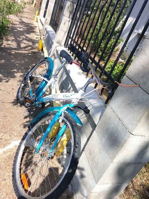 Vând! Se vinde două biciclete de firmă!