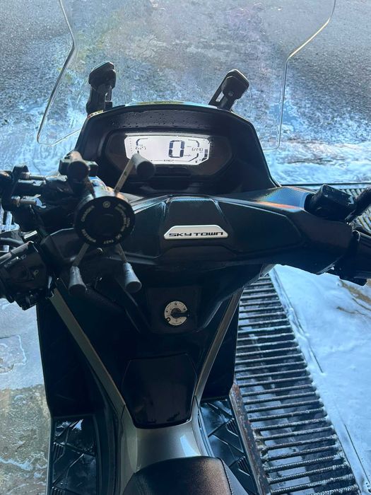 Kymco SkyTown 125i CBS