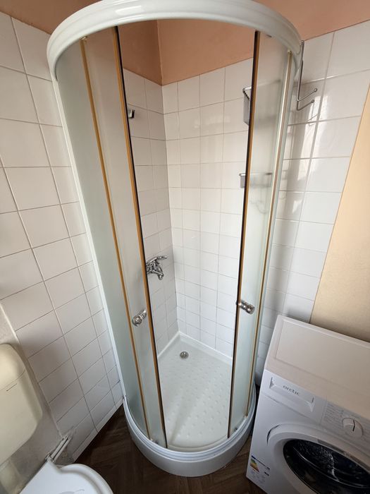 Cabina de dus in stare excelenta