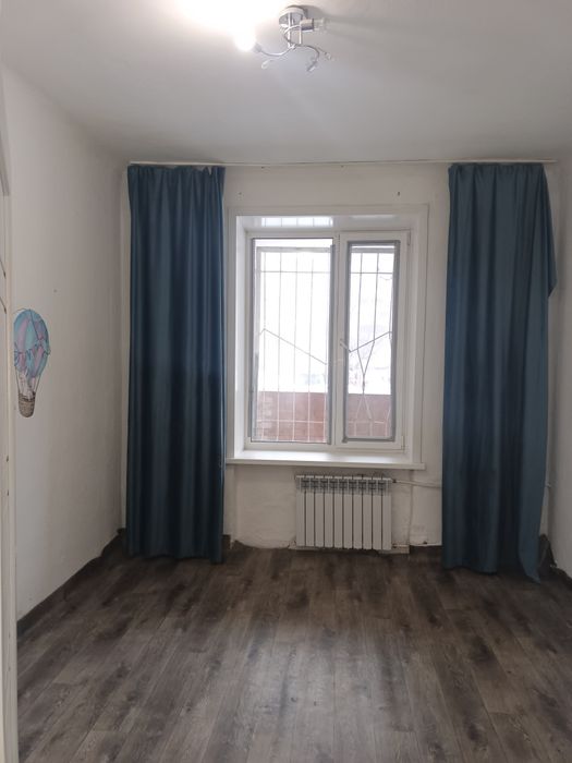 2 комн кв р-н "Радуги" 1/3