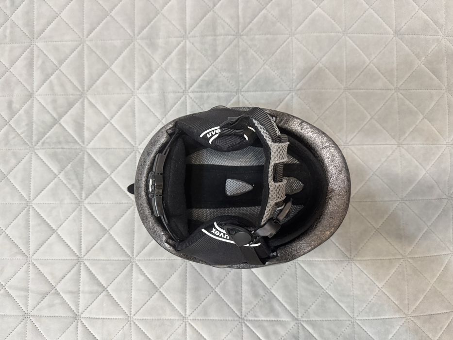 Ски каска UVEX/ ski helmet Uvex