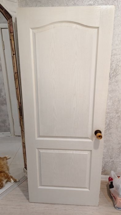 Продам двери межкомнатные