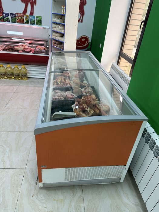 холодильник 2.5м