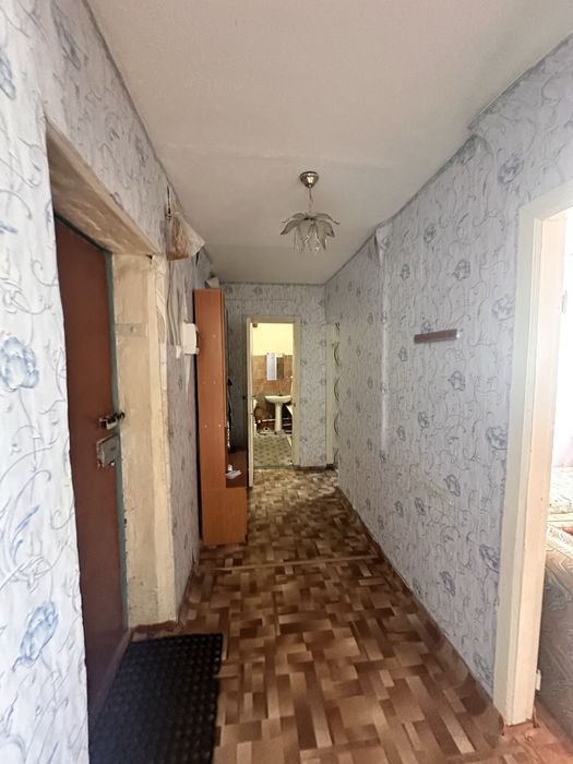 Продам 2-комнатную квартиру