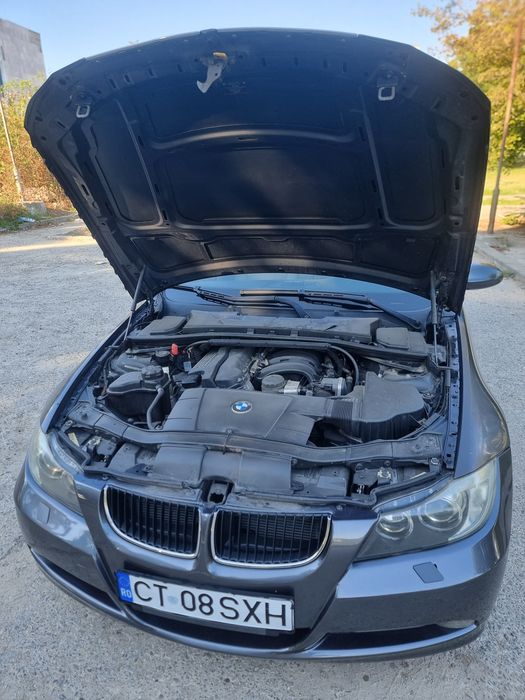 BMW seria 3 e90 318i benzina, 210.000 km