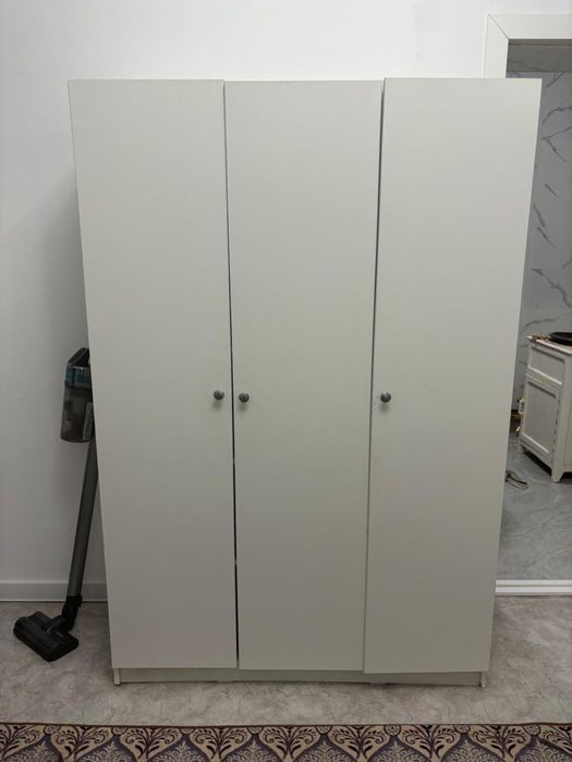 Шкаф сатылады срочно