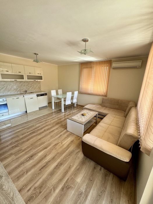 Дава се под наем Двустаен апартамент в Асеновград - 70 кв.м за 357 € - Снимка #1