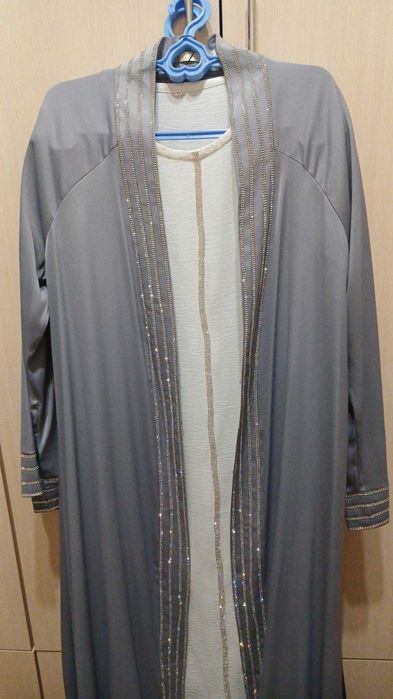 Вечерние платья и две двойки абая