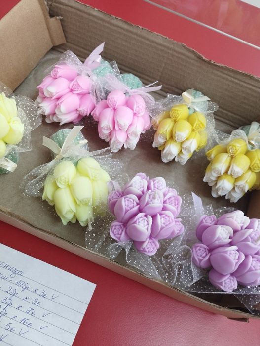 Ароматни натурални букети от соев восък