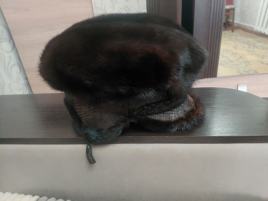 Шапка ушанка б/у 5000