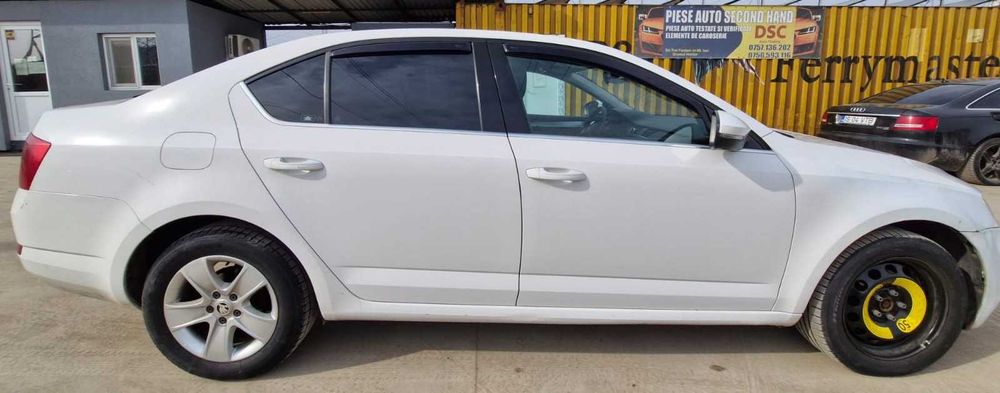 Dezmembrez Skoda Octavia 3 1.6D CLH 105CP cutie manuala 5+1 MWW 2015