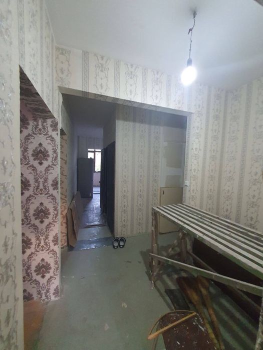Medgaradok 3 xona 3 etaj sotiladi