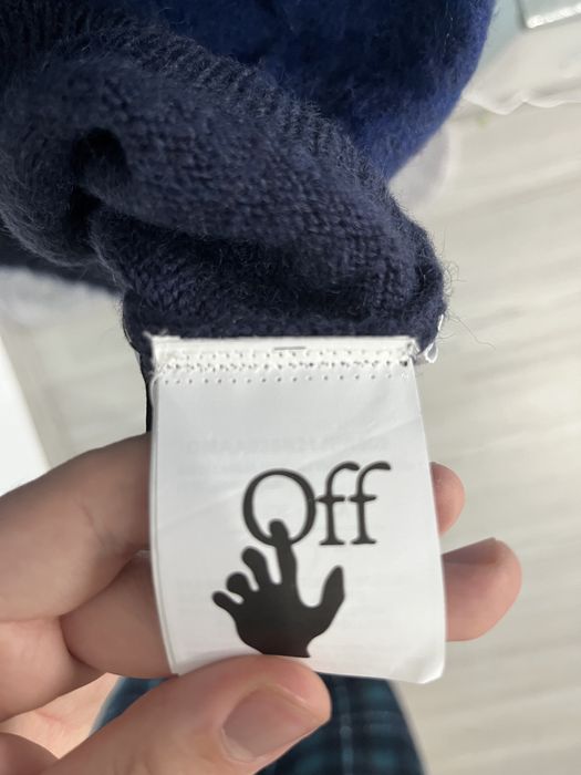 Pulover Off White Marimea M fit L ,nou cu etichete