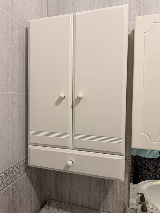 Продам шкафв в санузел