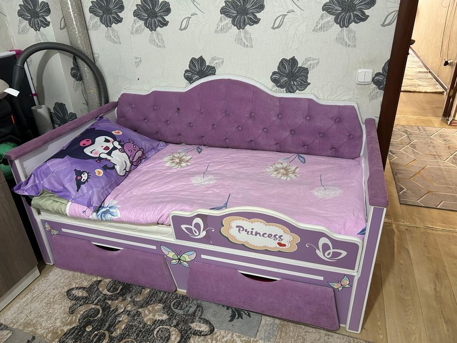 Продам детскую кравать для девочки