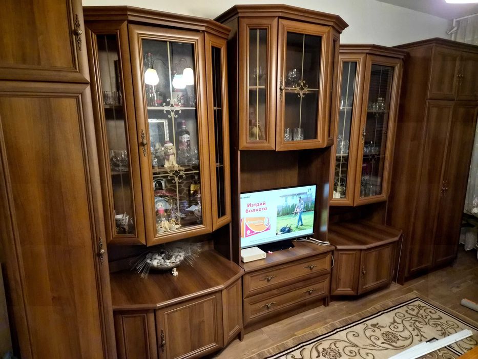 Останаха два витринни модула 200см високи,80см.широки