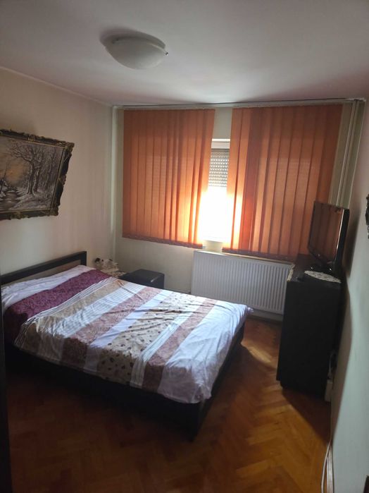 Apartament 2 camere de vanzare