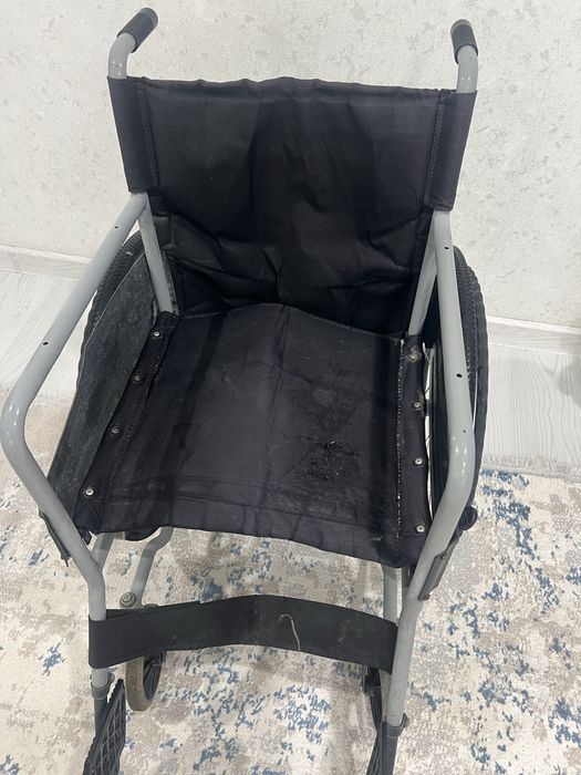 Продам коляску инвалидную