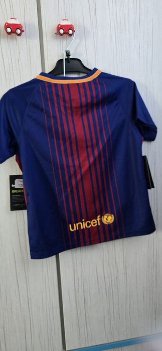 Compleu de fotbal Nike 110-116 băieți Barcelona si Chelsea