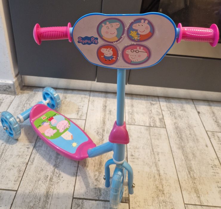 Trotineta cu 3 roti Peppa Pig