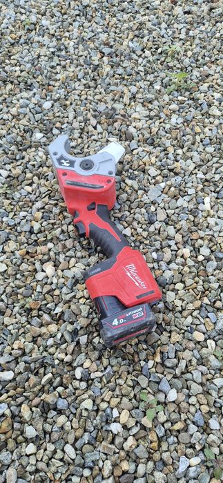 Foarfeca taiat teava pex Milwaukee C12 PPC
