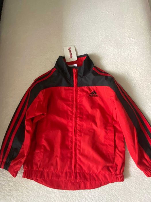 яке Nike,горнище Adidas и блуза Puma и яке