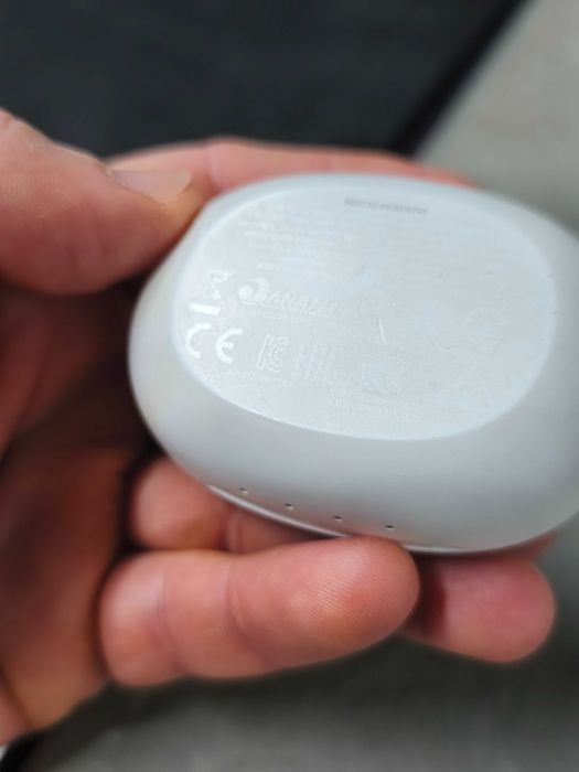 JBL  Bluetooth слушалки