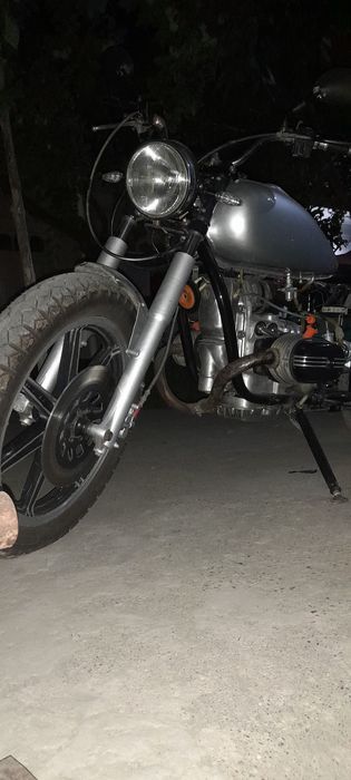 Мотоцикл урал сотилади