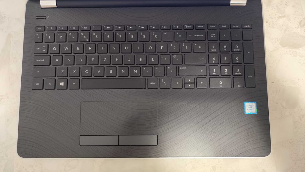 Laptop HP 15-Intel i3 gen7-ddr4
