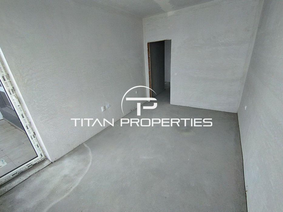 Продава се Двустаен апартамент в Бургас, Изгрев - 69 кв.м за 1072 €/кв.м - Снимка #2