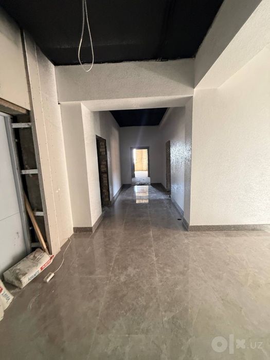Срочно Продается 2х комнатная Новостройка коробка 61,5 ул.Рудаки