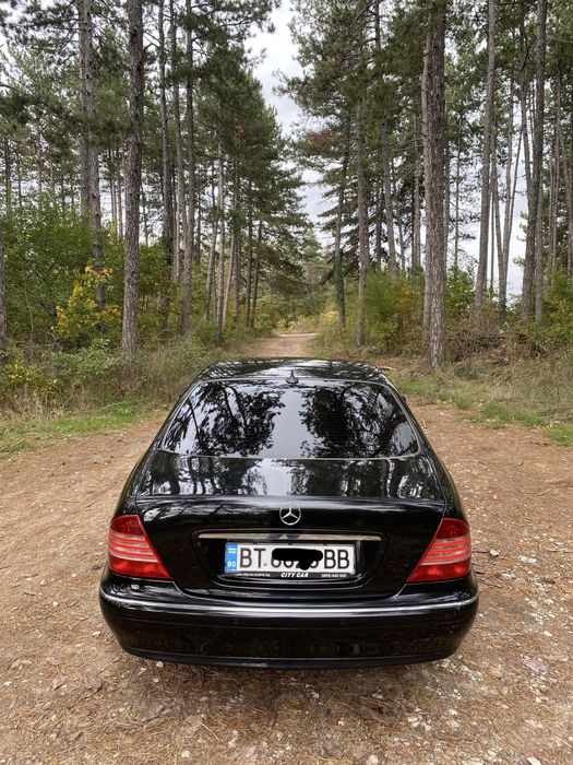 Автомобила се дава под наем