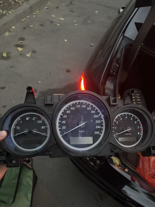 Щиток w204 продам