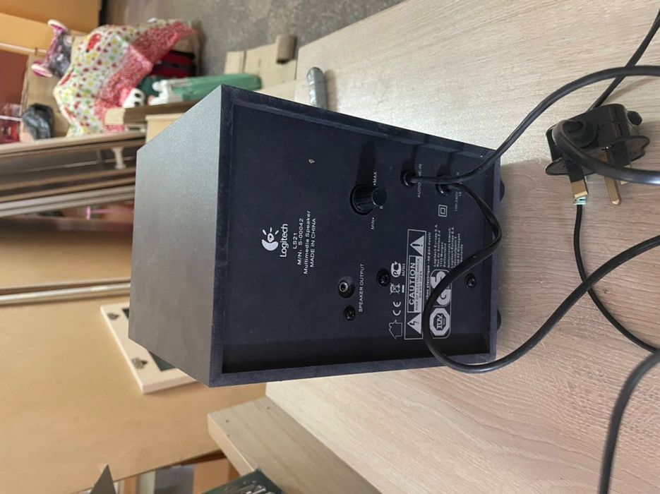 Тонколони / озвучителна система LOGITECH LS21 2.1