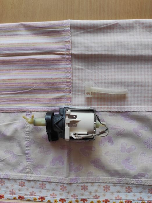 Помпа за кафе машина