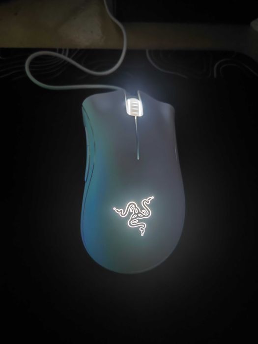 Геймърска мишка Razer DeathAdder Essential