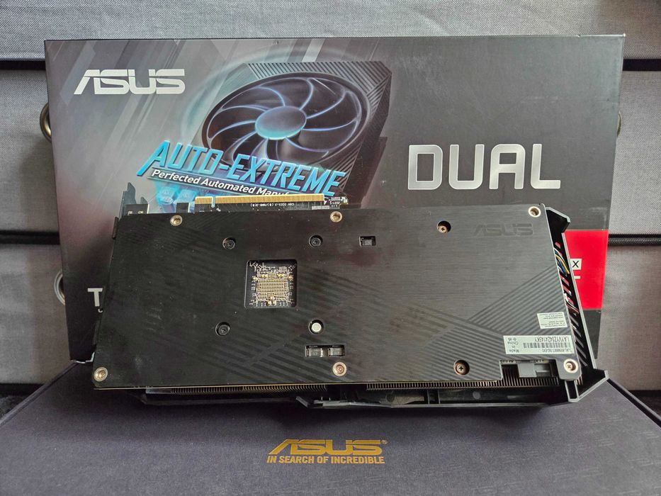 ASUS Dual AMD RX 5600XT 6GB GDDR6 placa video gaming 599RON