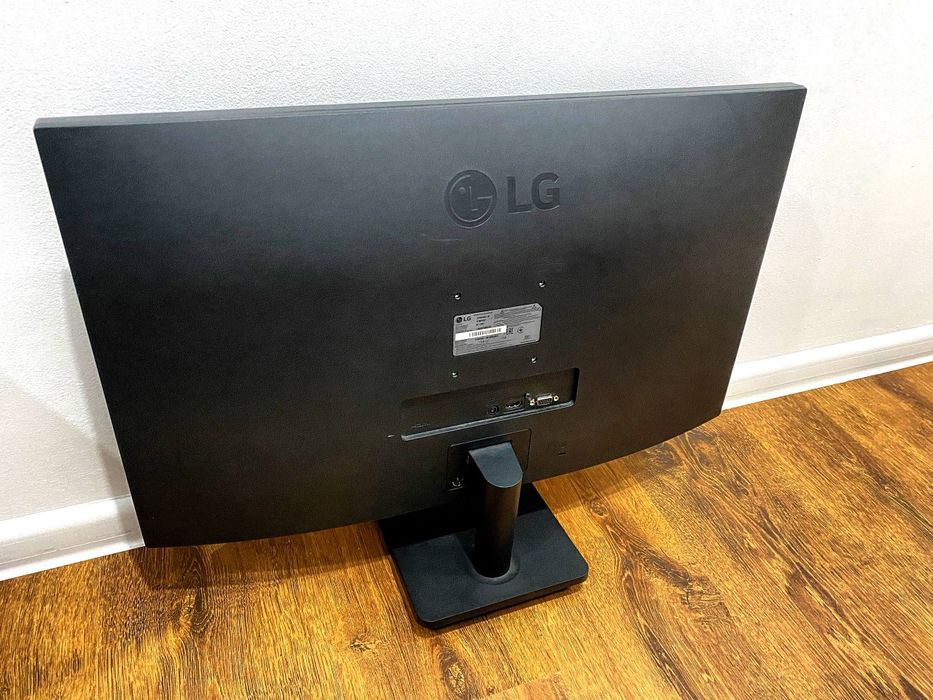 Монитор для компьютера LG 27