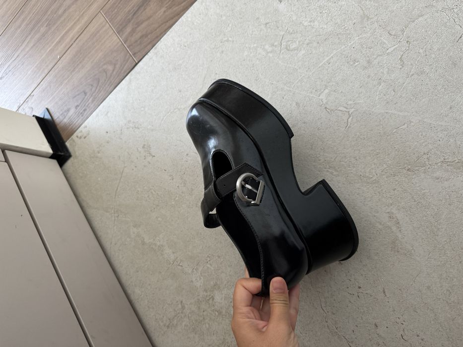 Обувь Charles and Keith