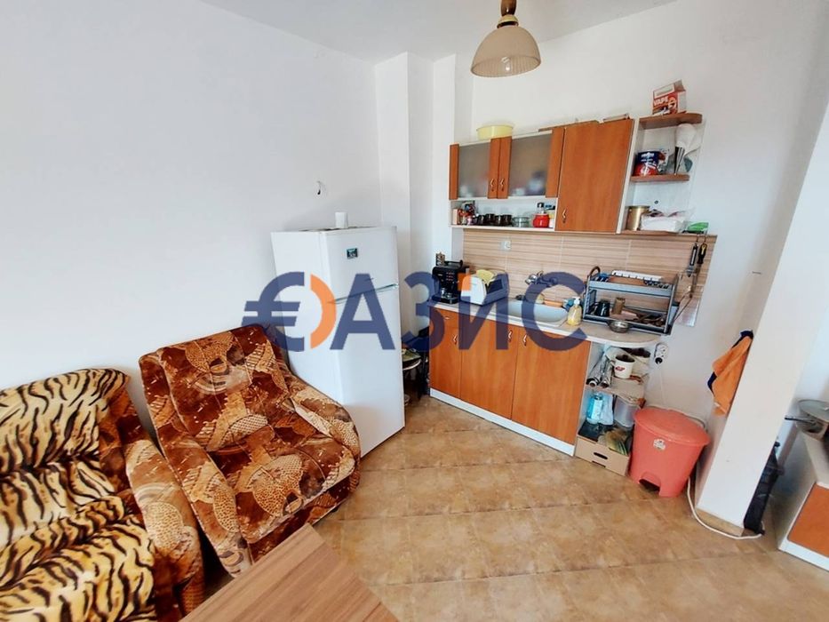 Продава се Двустаен апартамент в с. Кошарица, Област Бургас - 54 кв.м за 784 €/кв.м - Снимка #6