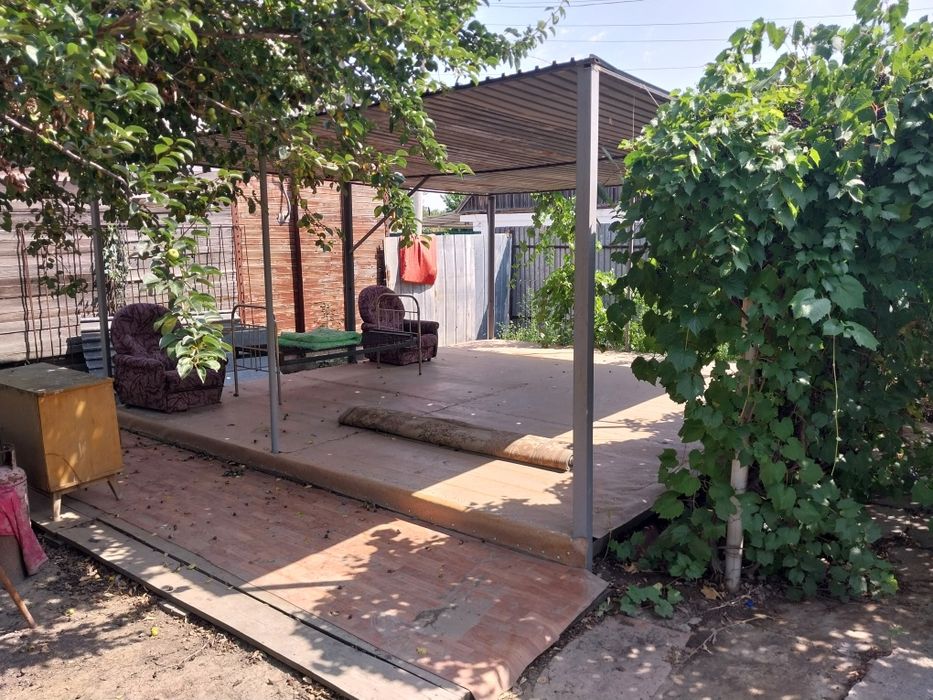 Дача Бугаках с охраной.