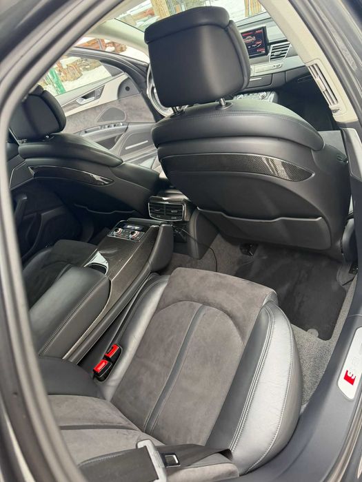 Audi A8 S8 4.0 TFSI ZF8HP Impecabilă  kilometri reali fara daune