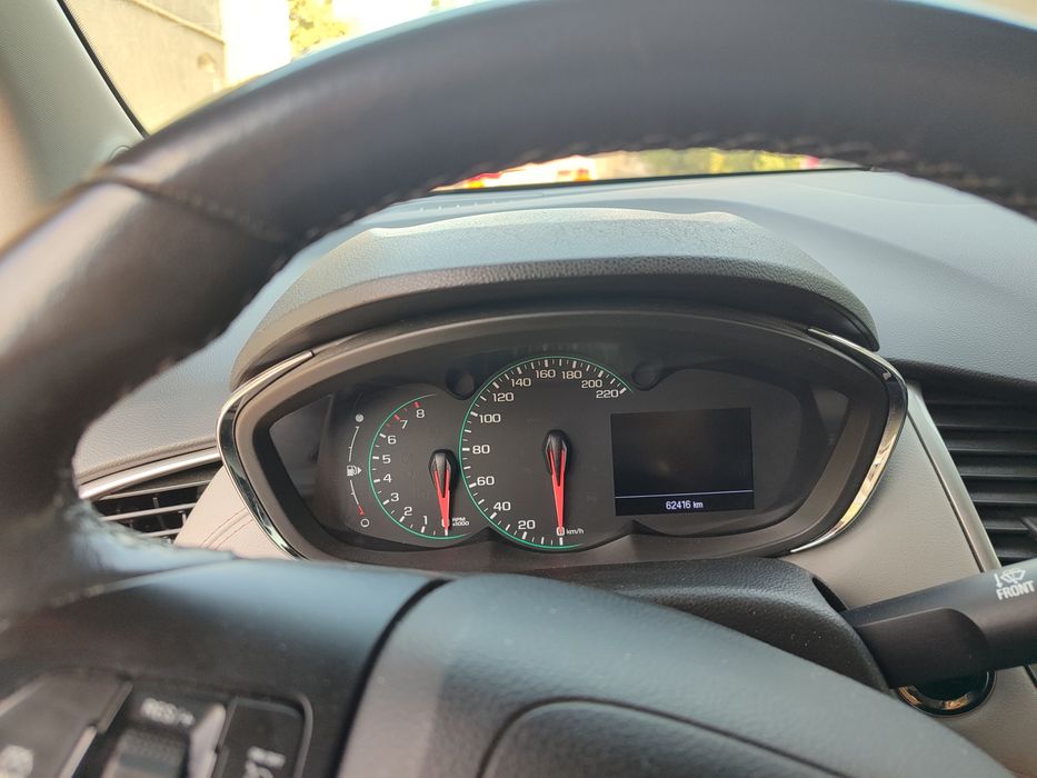 Tracker 1. Premier. Probeg 68000