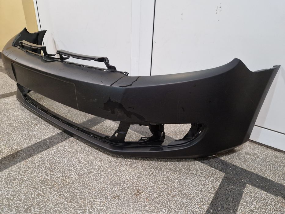 Предна броня за Golf 6