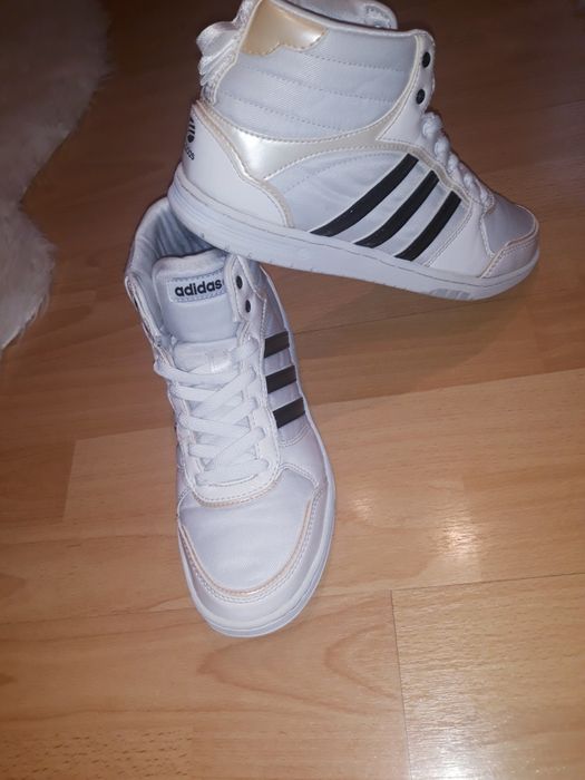Adidas neo label