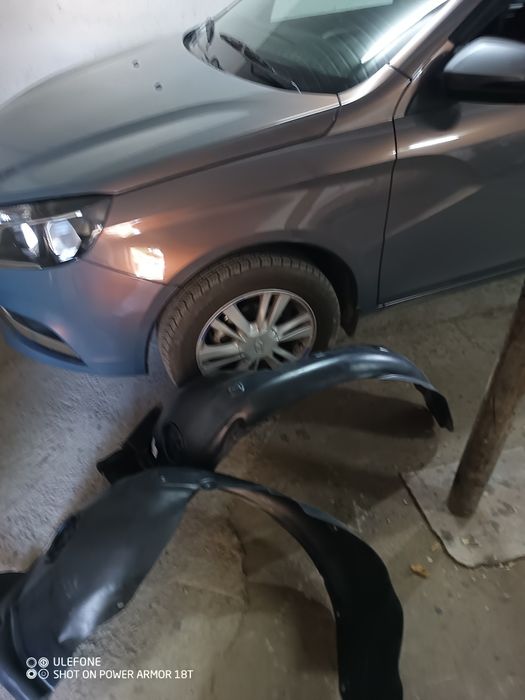 Продаю автозапчасти