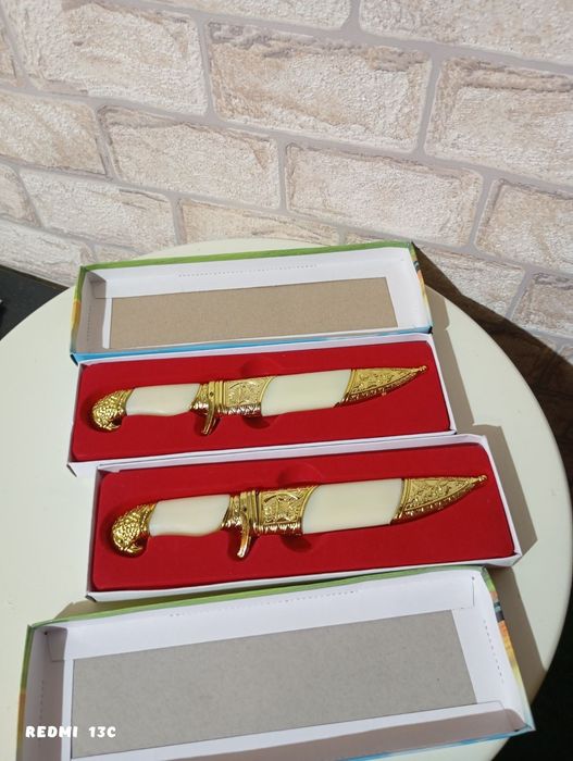 Ножове 2 броя в кутия