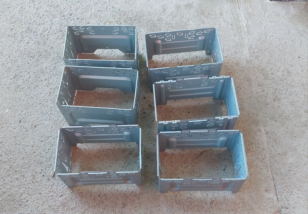 Для магнитофон  в автомобиле