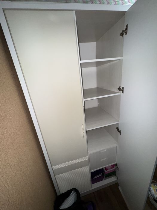 Продам кровать с шкафом