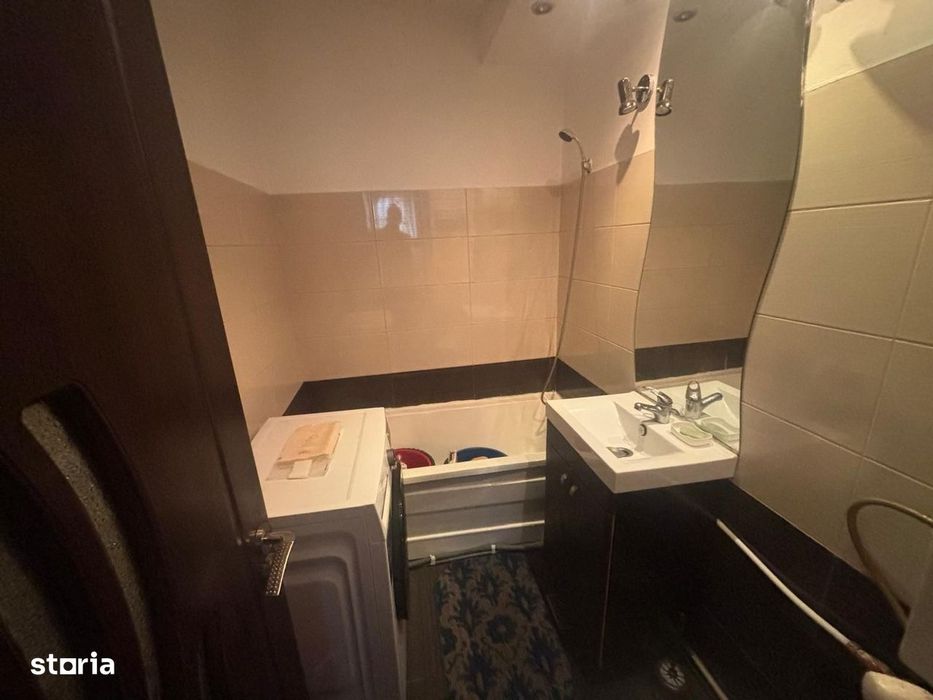 Apartament nedecomandat 2 camere Tatarasi - Flux